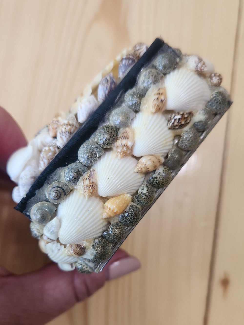 Vintage Sea Shell Trinket Box Black Velvet Lined Coastal Jewelry Keepsake Case - Picture 5 of 13